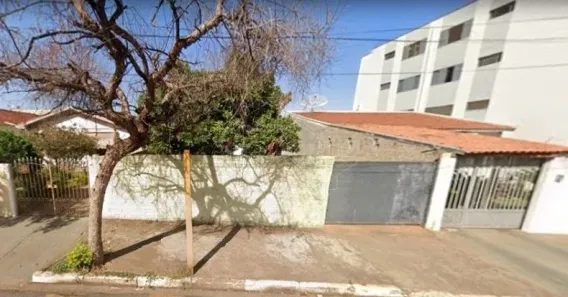 Lote/Terreno à venda, 250m² no Jardim Pinheiros (Vila Xavier), Araraquara