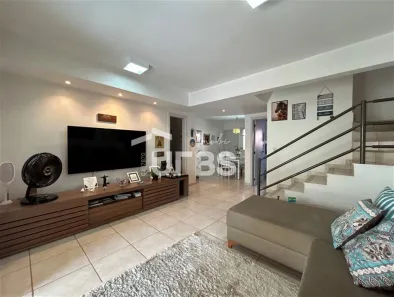 Casa de Condomínio com 3 Quartos à venda, 120m² no Parque das Laranjeiras, Goiânia