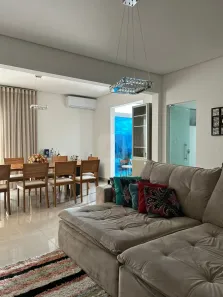 Cobertura com 4 Quartos à venda, 198m² no Brasil, Uberlândia