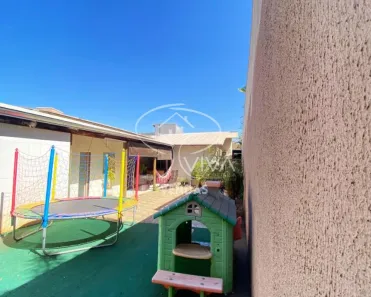 Casa com 3 Quartos à venda, 160m² no Santa Genoveva, Goiânia