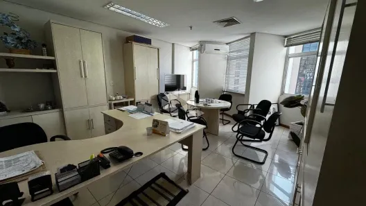 Sala Comercial à venda, 395m² no Centro Histórico, Porto Alegre