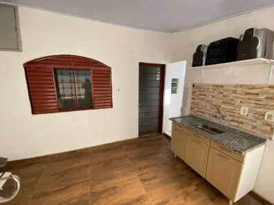 Casa com 1 Quarto para alugar, 40m² no Zona Central, Rio Claro