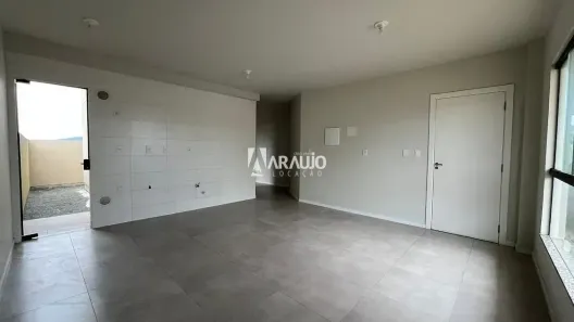 Apartamento com 2 Quartos para alugar, 65m² no Centro, Ilhota