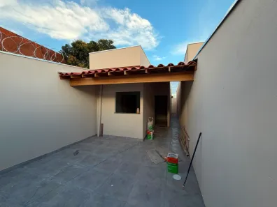 Casa com 2 Quartos à venda, 45m² no Loteamento Novo Jaraguá, Montes Claros