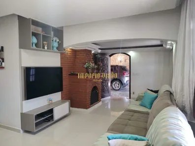 Sobrado com 4 Quartos à venda, 236m² no Parque Santa Rosa, Suzano