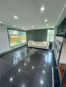 Casa com 4 Quartos à venda, 380m² no Novo Cavaleiro, Macaé