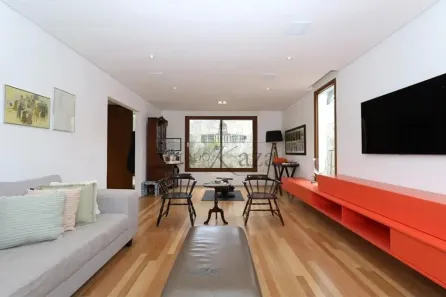 Sobrado com 3 Quartos à venda, 300m² no Indianópolis, São Paulo