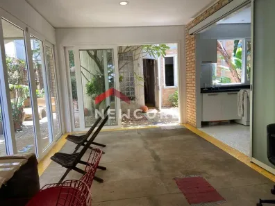 Casa com 6 Quartos à venda, 300m² no Vila Madalena, São Paulo