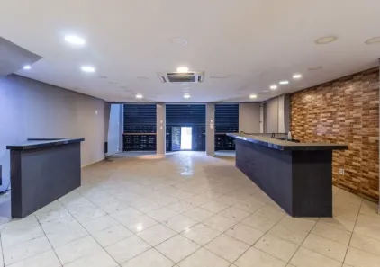 Ponto Comercial para alugar, 210m² no Cambuci, São Paulo