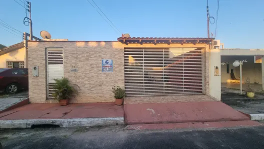 Casa de Condomínio com 3 Quartos à venda, 50m² no Tarumã-Açu, Manaus