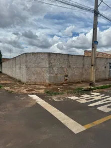 Lote/Terreno à venda, 290m² no Jardim Espanha, Uberaba