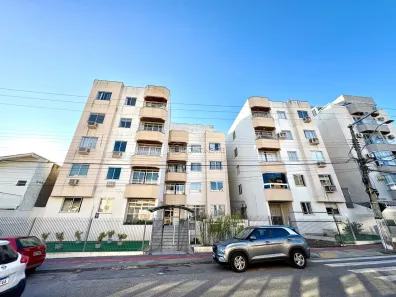 Apartamento com 3 Quartos à venda, 95m² no Abraão, Florianópolis
