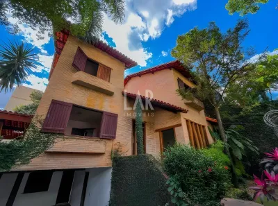 Casa com 4 Quartos à venda, 256m² no Castelo, Belo Horizonte