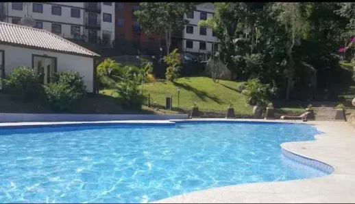 Apartamento com 2 Quartos à venda, 60m² no Samambaia, Petrópolis