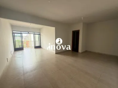 Apartamento com 3 Quartos à venda, 125m² no Bom Retiro, Uberaba