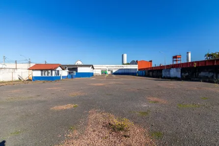 Galpão/Depósito/Armazém para alugar, 1500m² no Santa Maria Goretti, Porto Alegre