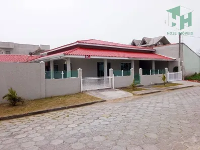 Casa com 4 Quartos para alugar, 150m² no Shangrila, Pontal do Paraná