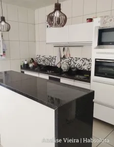 Casa com 3 Quartos à venda, 440m² no Vila Nova, Porto Alegre