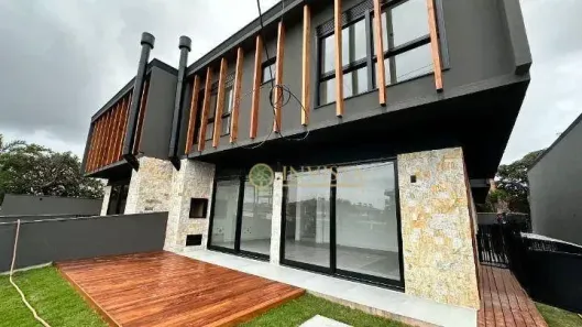 Casa com 3 Quartos à venda, 143m² no Morro das Pedras, Florianópolis