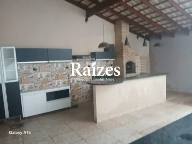 Casa de Condomínio com 3 Quartos à venda, 125m² no Aclimação, Uberlândia