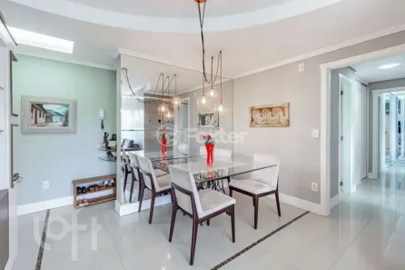 Apartamento com 3 Quartos à venda, 81m² no Jardim Botânico, Porto Alegre