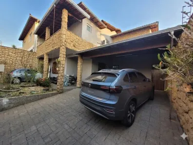 Casa com 5 Quartos à venda, 300m² no Fonte Grande, Contagem
