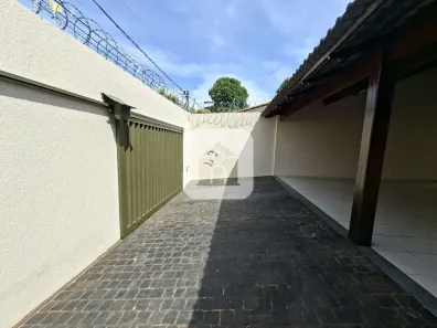 Casa com 3 Quartos à venda, 200m² no Tabajaras, Uberlândia