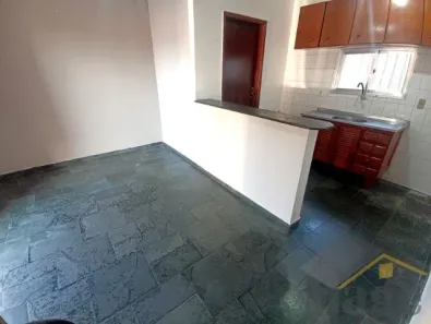 Casa de Condomínio com 1 Quarto à venda, 55m² no Jardim Las Palmas, Guarujá