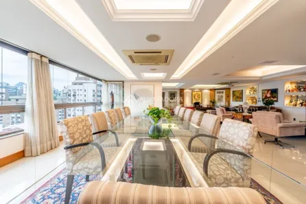 Apartamento com 6 Quartos à venda, 585m² no Auxiliadora, Porto Alegre