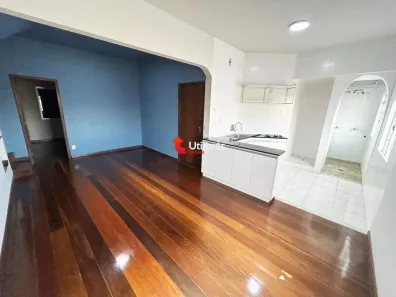 Apartamento com 2 Quartos para alugar, 90m² no Santa Tereza, Belo Horizonte