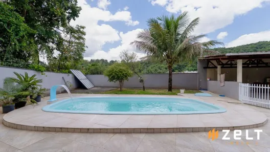 Casa com 3 Quartos à venda, 201m² no Velha, Blumenau