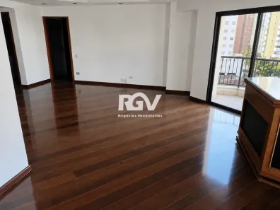 Apartamento com 4 Quartos para alugar, 145m² no Osvaldo Rezende, Uberlândia
