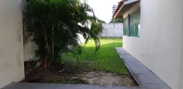 Imóvel Comercial com 10 Quartos para venda ou aluguel, 350m² no Calhau, São Luís