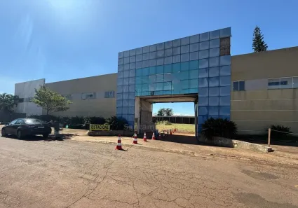 Galpão/Depósito/Armazém à venda, 713m² no Jardim Rosicler, Londrina