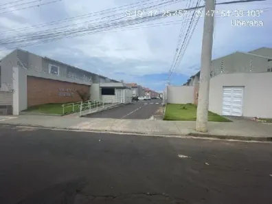 Apartamento com 2 Quartos à venda, 63m² no Conjunto Chica Ferreira, Uberaba