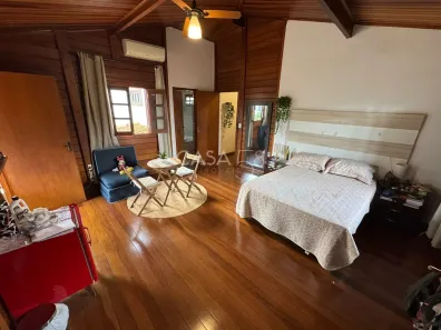 Casa com 4 Quartos à venda, 246m² no Loteamento Portal do Sol I, Goiânia