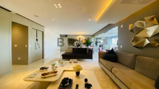Apartamento com 3 Quartos à venda, 258m² no Vila Cordeiro, São Paulo