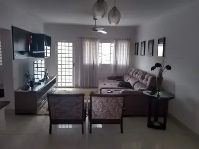 Casa com 3 Quartos à venda, 280m² no Jardim Ouro Verde, Limeira