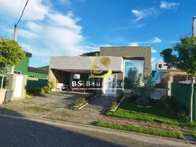 Casa de Condomínio com 3 Quartos à venda, 360m² no Inoã (Inoã), Maricá
