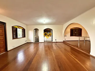 Casa com 4 Quartos para alugar, 551m² no Marapé, Santos