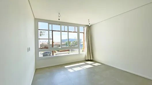 Casa de Condomínio com 2 Quartos à venda, 134m² no Jardim Sabará, Porto Alegre