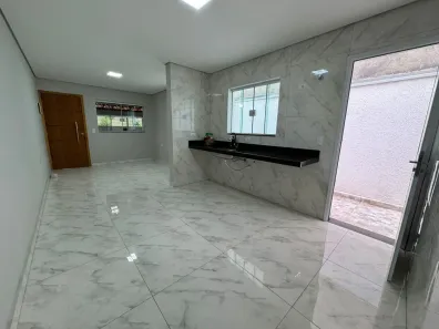 Casa com 2 Quartos para alugar, 90m² no Parque Gerassi, Santo André
