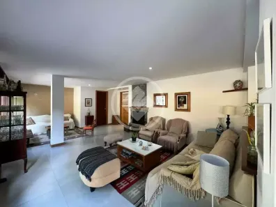 Casa de Condomínio com 5 Quartos à venda, 250m² no Três Córregos, Teresópolis