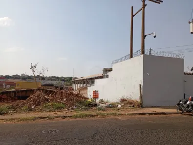 Lote/Terreno à venda, 300m² no Osvaldo Rezende, Uberlândia