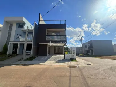 Sobrado com 3 Quartos à venda, 158m² no Costeira, São José dos Pinhais