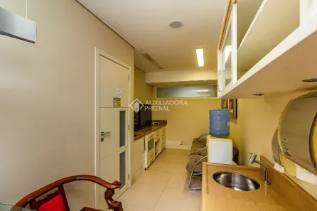Sala Comercial à venda, 47m² no Centro Histórico, Porto Alegre
