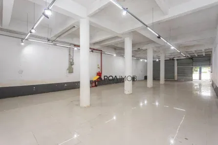 Ponto Comercial para alugar, 260m² no Navegantes, Porto Alegre