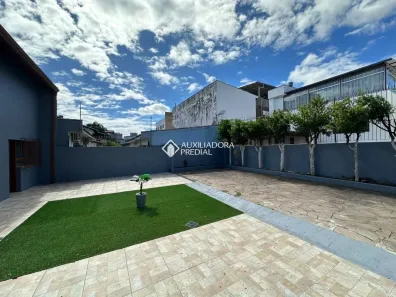Casa com 3 Quartos à venda, 255m² no Jardim Itu, Porto Alegre
