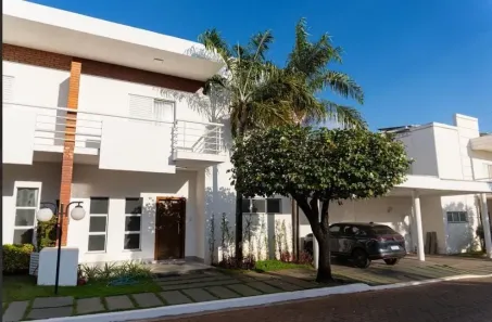 Casa de Condomínio com 3 Quartos à venda, 185m² no Alvorada, Cuiabá