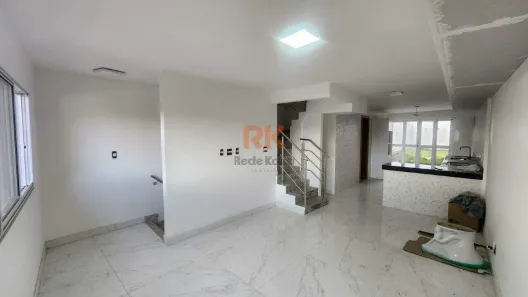 Casa com 3 Quartos para alugar, 150m² no Cabral, Contagem